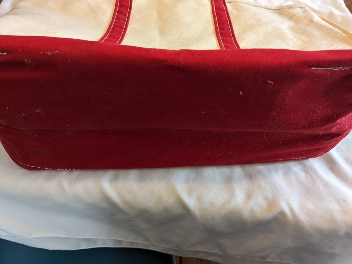 LL Bean Boat and Tote red trim, embroidered dog on pocket