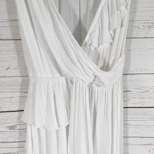 NWT Float Away Asymmetric Ruffle Sleeveless Wrap White Top Sz M - Picture 6 of 13