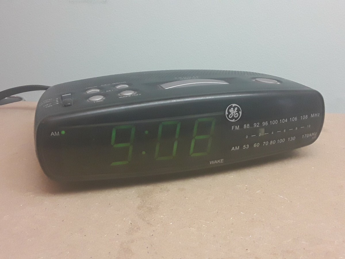 Vintage GE Model 7-4836B Digital Alarm Clock AM/FM Radio Tested 