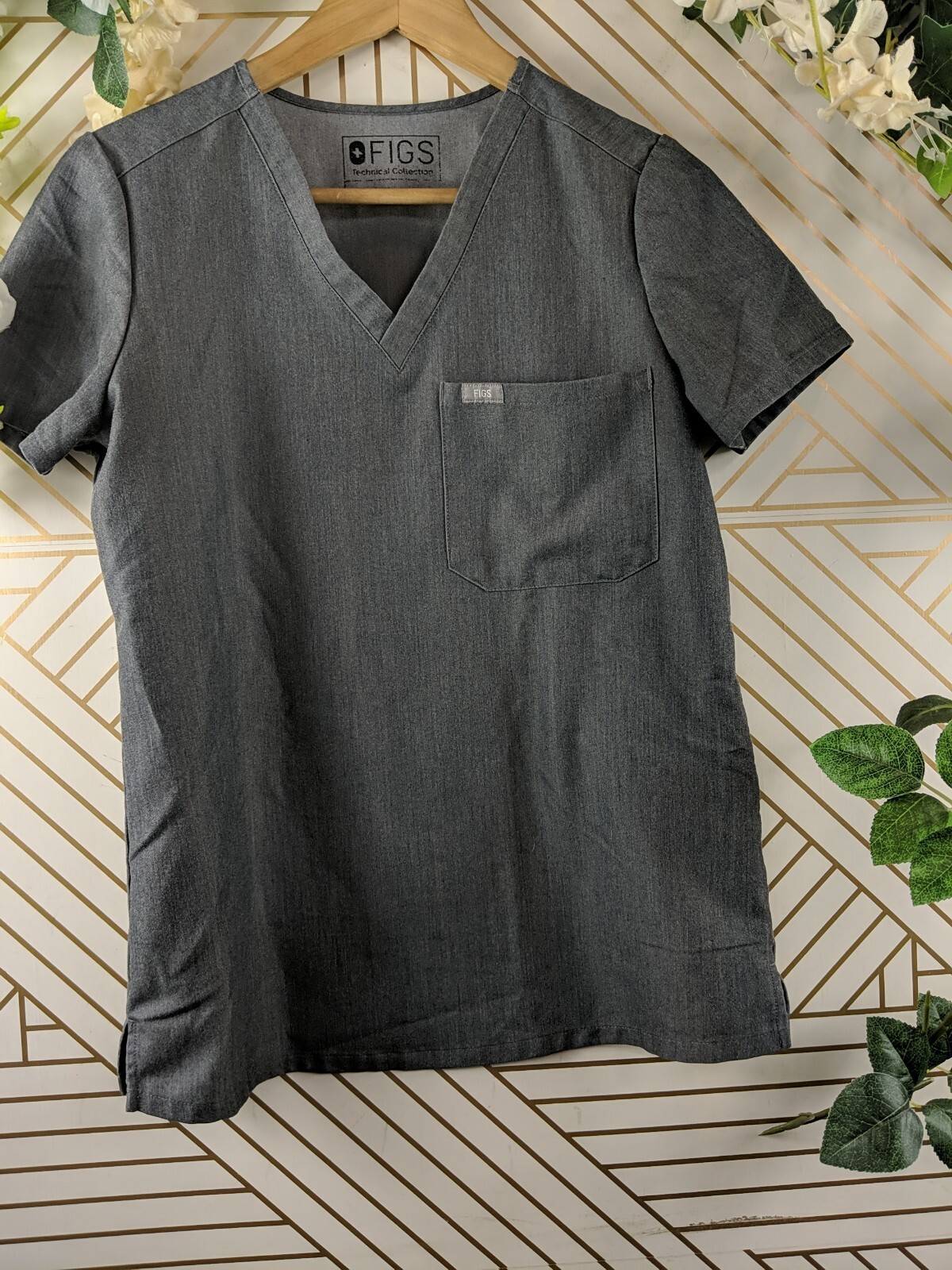 FIGS Size XS Pale Blue Scrub Top Catarina One Pocket Women's Style