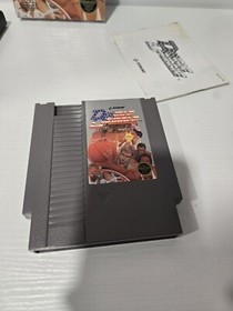 Doble regate (NES, Konami 1987) en caja original con caja aut&eacute;ntica, manual y cartucho
