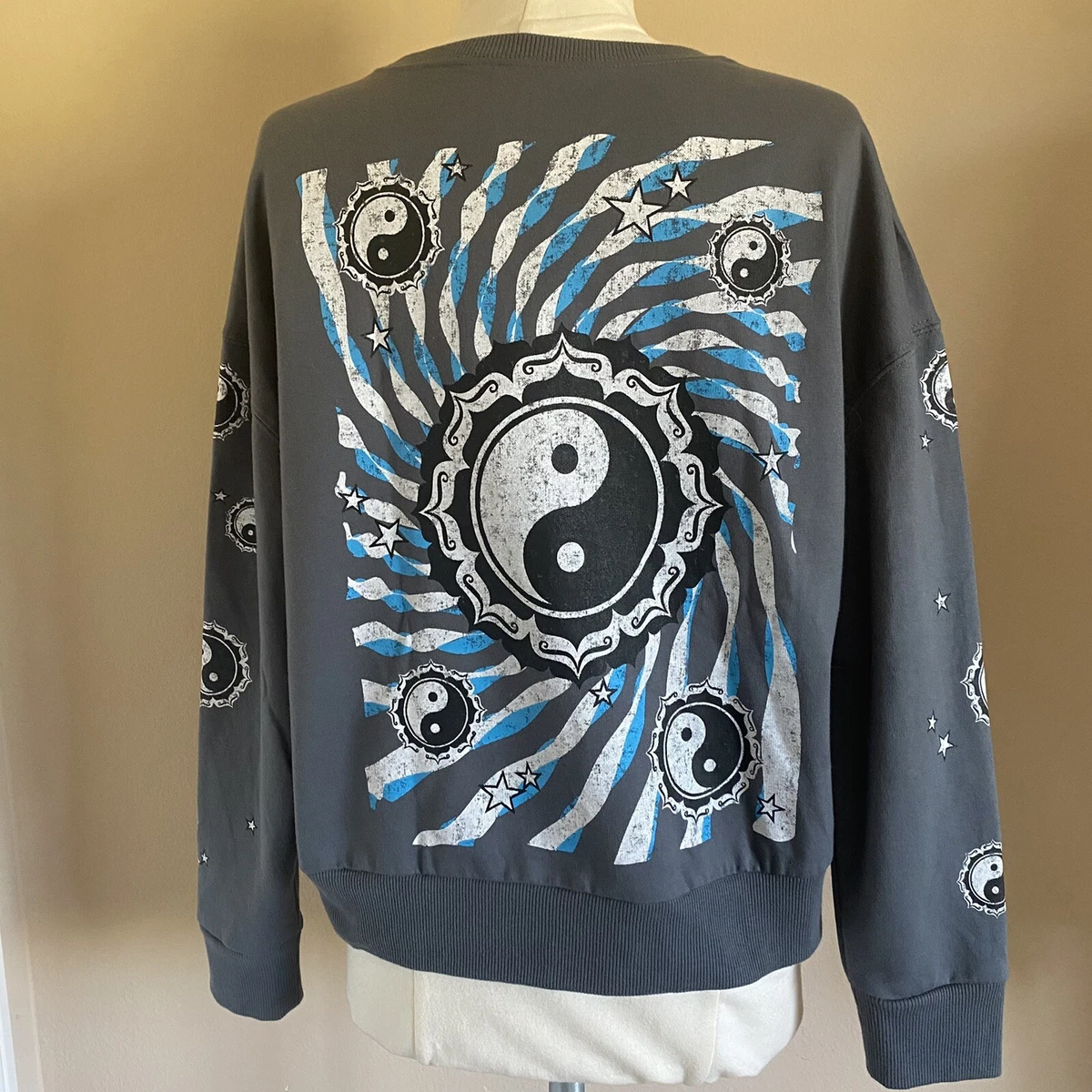 Rebellious One Womenu0026#039;s Juniorsu0026#039; Yin Yang Graphic Sweatshirt Gray  Size S | eBay