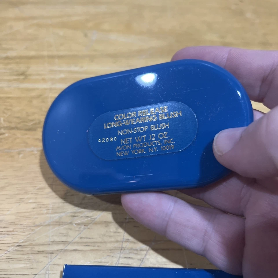 VTG Avon Color Release Long-Wearing Blush Extended NOS New In Box - Image 3 of 3