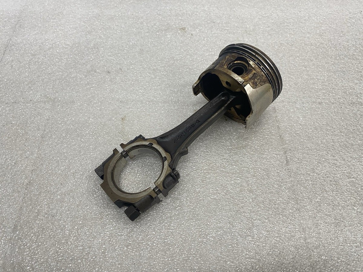 1984-1989 Nissan 300ZX Z31 OEM VG30 Engine Piston Connecting Rod