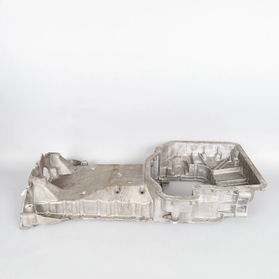 1997-2003 MW 540i 740i 840i Upper Engine Oil Pan 11137513374 OEM Used Foto 3 de 4