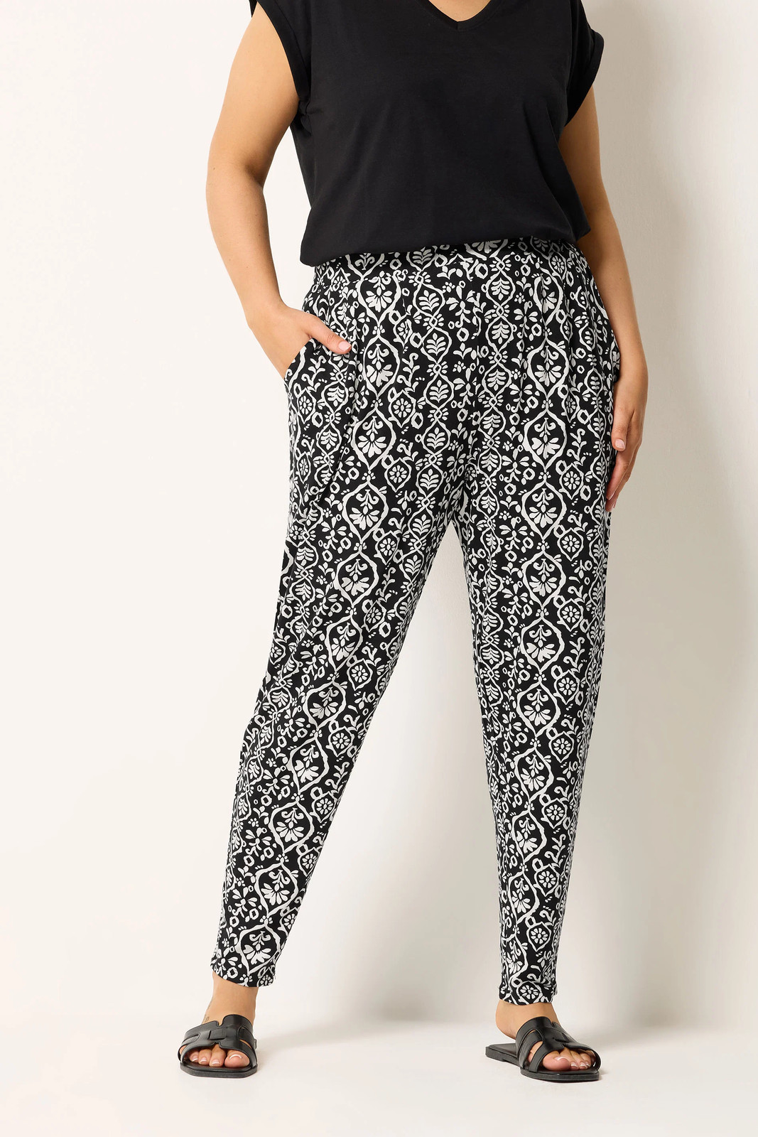 Yours Curve Plus Size Womens Ikat Trousers - Image 2