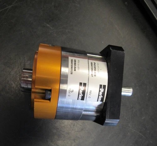 PARKER PV23FE-003 WITH MV60-046 (VERY NICE TAKE OUT)