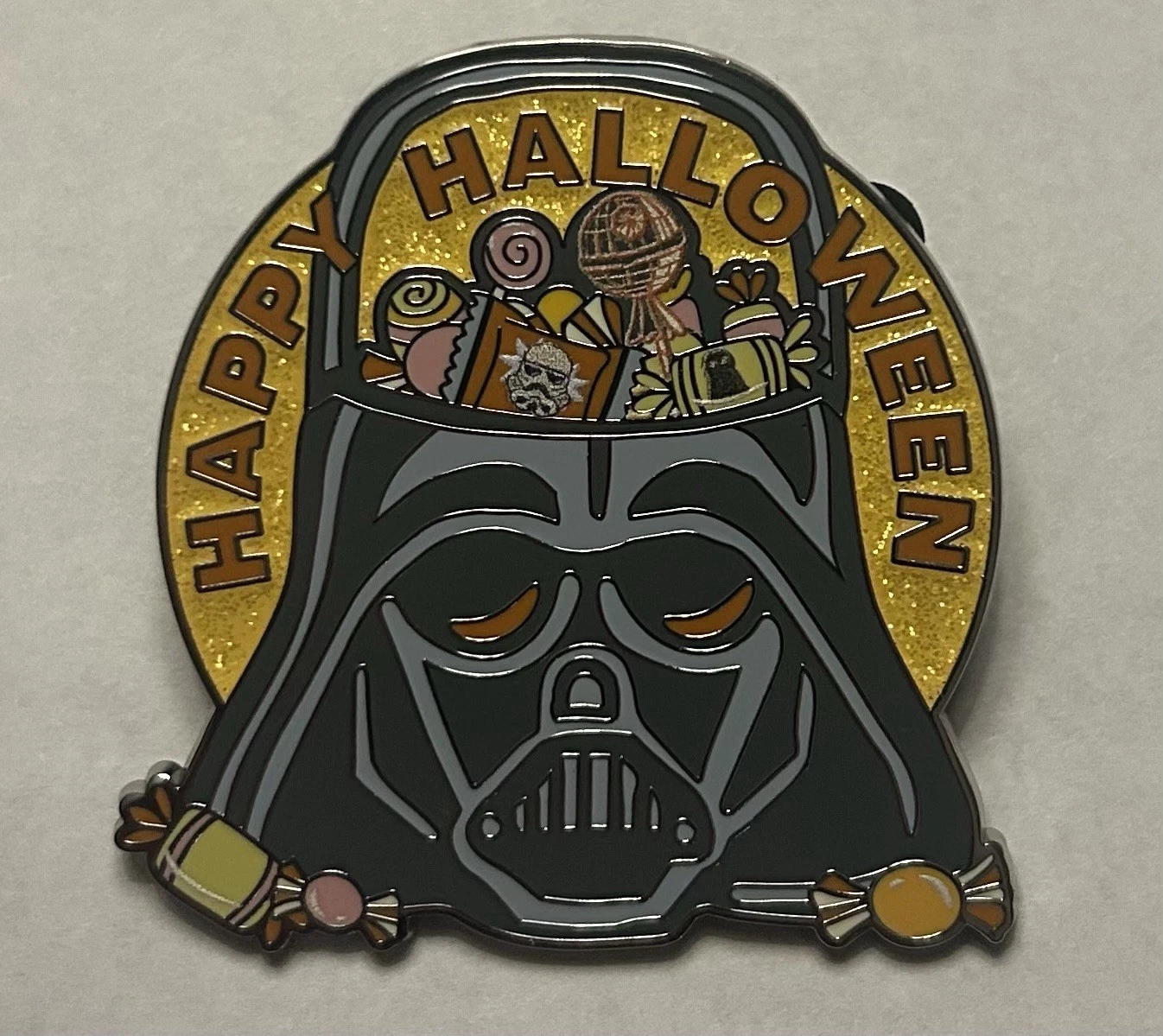 Disney - Happy Halloween 2025 - Darth Vader - Star Wars Candy Bucket Pin