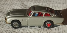 "New" Aston Martin DB 5 James Bond Corgi 270  Top-Zustand