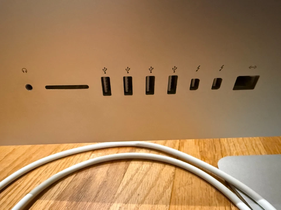 Apple iMac 27'' (1TB HDD, Intel Core i5, 3.2GHz, 16GB RAM, Catalina) Excellent - Image 4 of 4