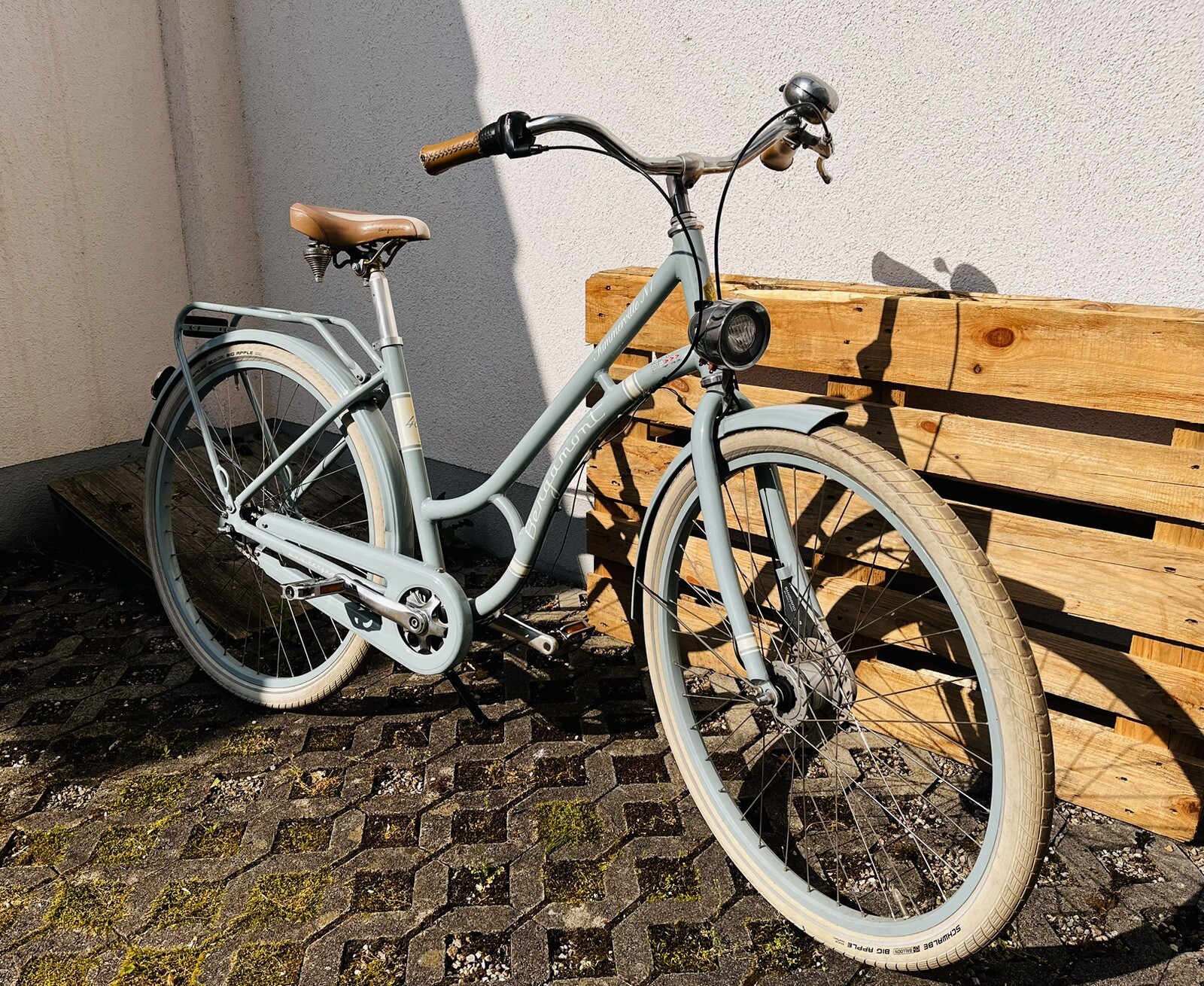 Bild 2 von 3