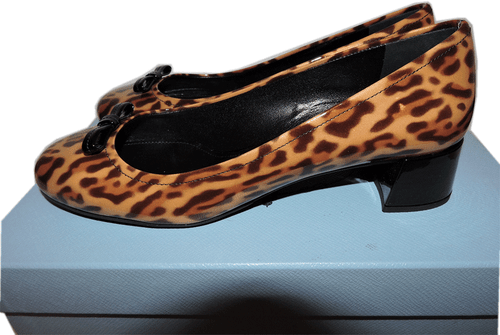 Prada Pumps Leopard Low Heel Leopard Patent Leather Bow Gold Logo Shoe 38 Animal - Picture 2 of 7