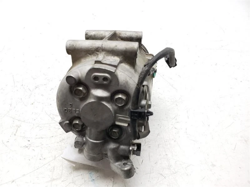 11 12 13 14 15 Honda CR-Z AC Compressor OEM 38810RBJA01 - Image 3 of 4