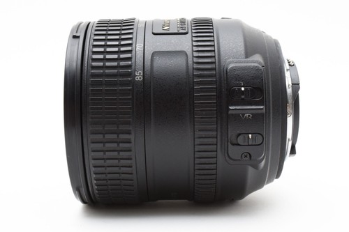 Lente AF-S NIKKOR 24-85 mm f/3,5-4,5 G ED VR 5584 - Imagen 8 de 12