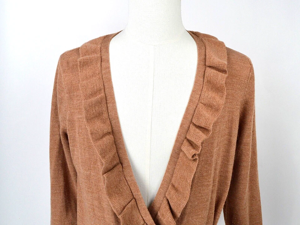 Cárdigan suéter envolvente Elena Solano para mujer talla mediana marrón lana merino italiana Foto 2 de 4