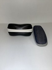 LEVIS DENIM Vogue Eyeglass Sunglass Holder Hard Clam Shell Black Zippered Case