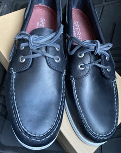 navy blue boat shoes mens