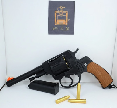 Nagant M1895 Classic Revolver WW2 Fidget 1:1 Black & Brown Prop