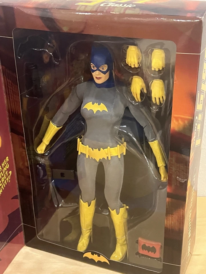 Figura de acción Batgirl 13 pulgadas de lujo en caja nueva DC Comics Batman Amricons 🔥 Foto 3 de 4
