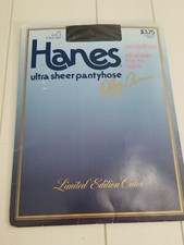 VTG NEW OLEG CASSINI HANES Ultra Sheer PANTYHOSE LIMITED EDITION Jet Size B 885