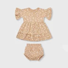 Quincy Mae Toddler Girls' 2pc Floral Jersey Dress+ bloomer set size 3-6 Months