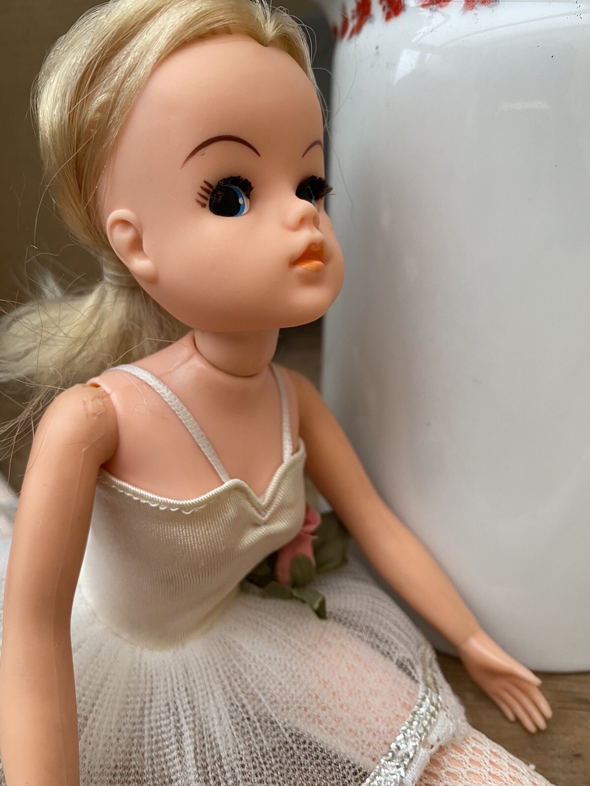 Vintage 1980s Pedigree SINDY DOLL BALLERINA Active Ballet Dance & Stand