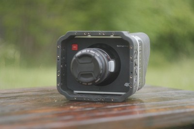 Blackmagic Production Camera 4K  EF Mount with Custom Cage+EF 50 1.4+256 Ssd