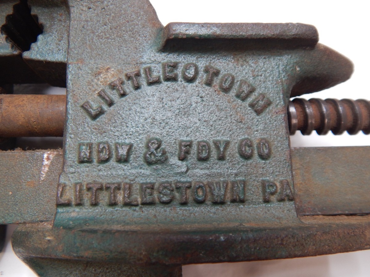 Littlestown HDW & FDY Littlestown PA No. 3 Bench Vise Clamp On USA