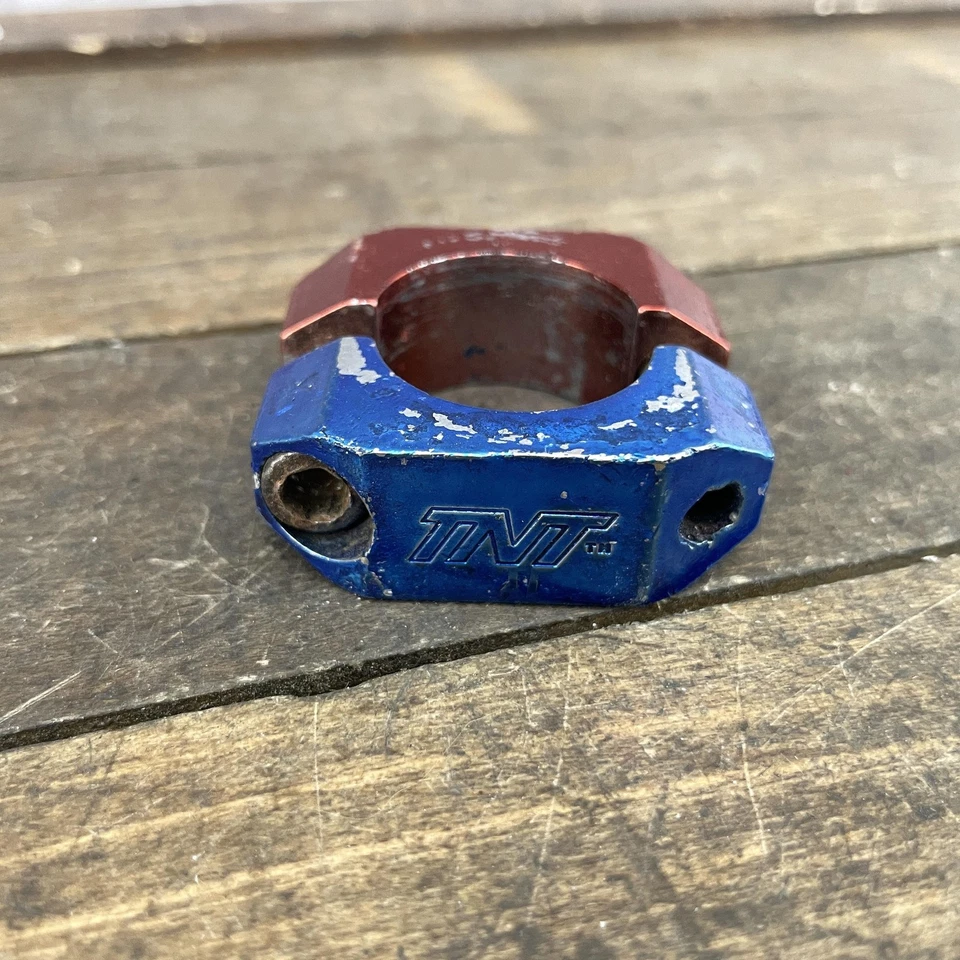 Cuello abrazadera tija de sillín vintage TNT BMX 25,4 mm 1 pulgada aleación rojo azul pintado Foto 3 de 4