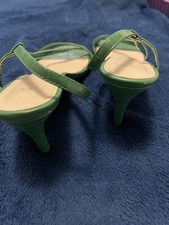 H Halston Croc Embossed Green Square Toe Strappy Heels Sandals Shoes 9 Leather