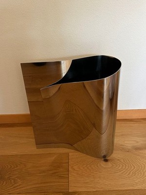 ALESSI ''E-LI-LI'' vase FM02
