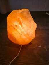 Himalaya Salzlampe Naturstein ca 20cm Tischlampe Kristallsalz Deko Leuchte