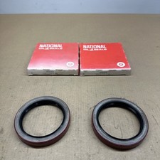  LOT OF 2 NOS National oil seal 410519 / 410519 NEW IN BOX 