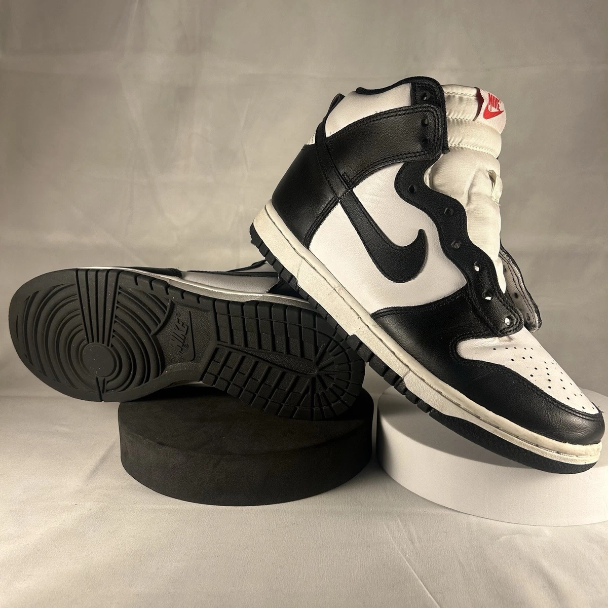 Preços baixos em Nike Dunk High Black White W | eBay