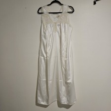 Vtg Llise Stevens long Nightgown Silky Soft Nylon USA made Large Nwot