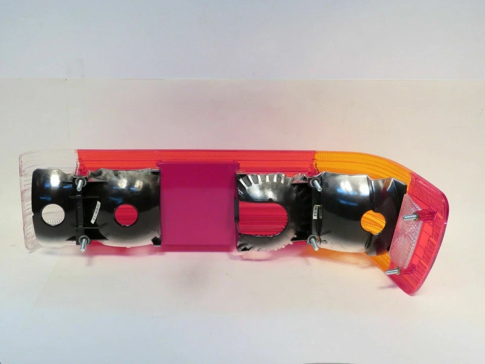 尾灯镜头右手适用于梅赛德斯奔驰 350SL 450SL 450SLC 380SLC & 560SL — 第 3/4 张图片