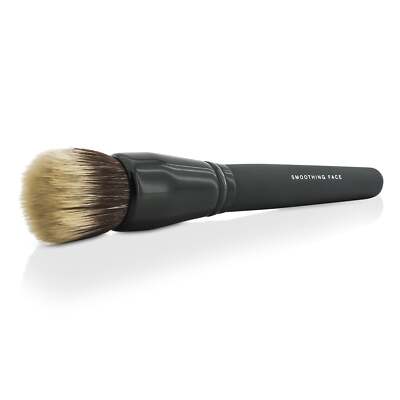 bareMinerals Smoothing Face Brush