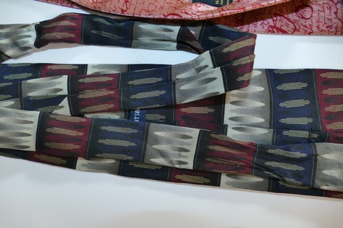 Lot of 3 Men's Silk Neck Ties Hans Christian Anderson Museum Knightsbridge ASG - Picture 13 of 17