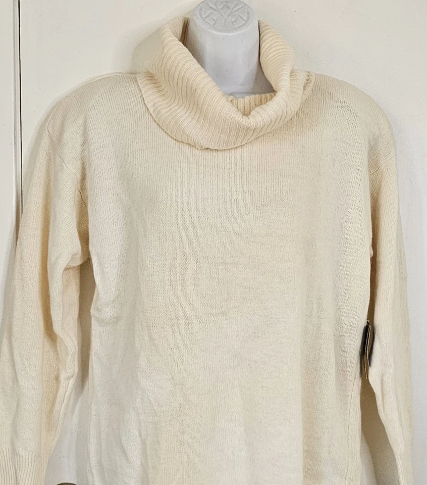 Valerie Stevens Petites Cream Turtleneck Sweater PM NWT Angora Rabbit Hair Wool - Image 2 of 4