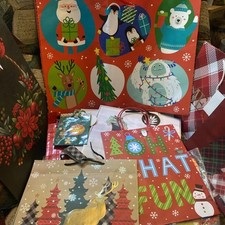 Lot of 12 Christmas Bags In Various Sizes  Patterns, Colors And Free Stickers 