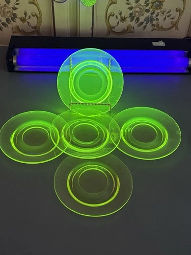 Vintage Yellow Vaseline Depression Glass Uranium Saucer Set Of 4