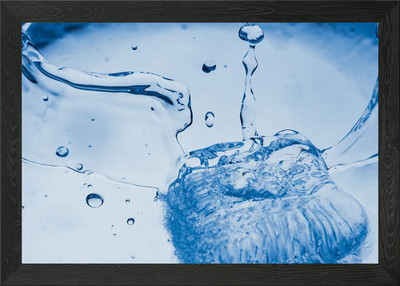 Eiswürfel im Wasser gefallen Gerahmtes Wandbild Poster Leinwanddruck Bild