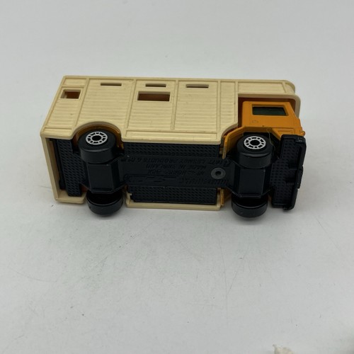 1977 Lesney England Matchbox Superfast No.40 Horse Box w/ TWO Horses 1 - Picture 7 of 8