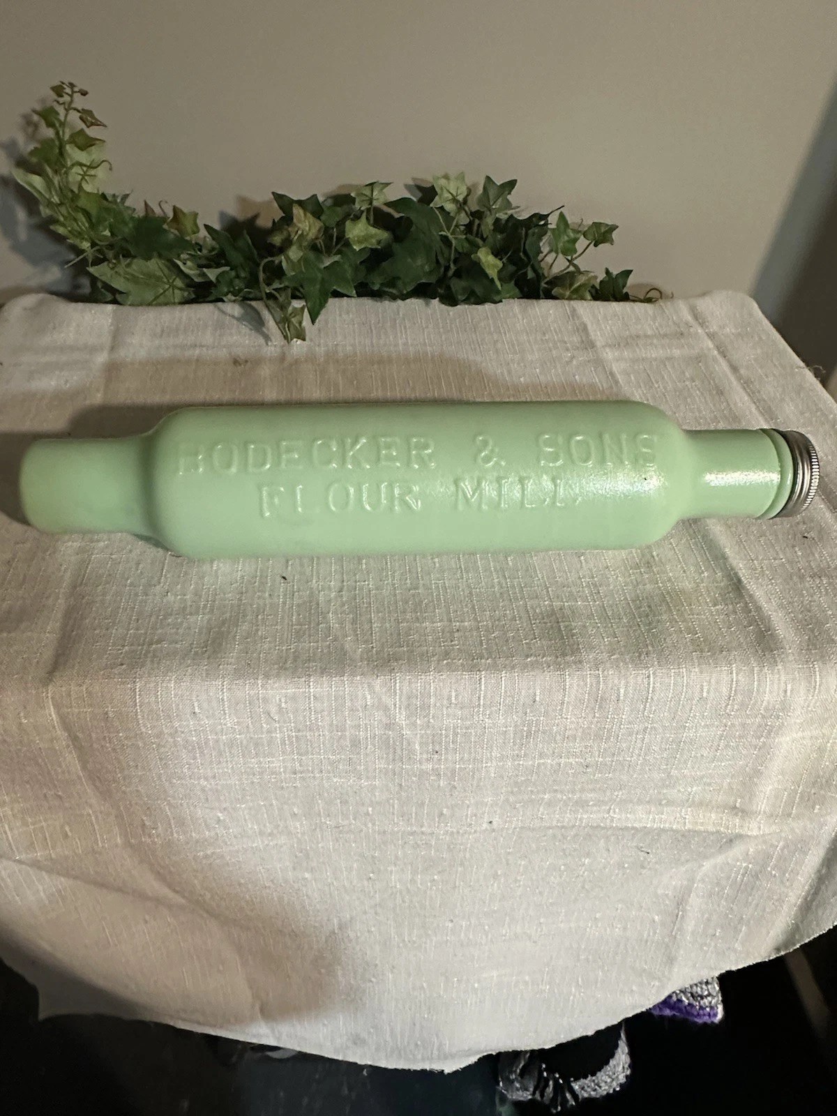 Jadeite Rolling Pin
Opens in a new window or tab