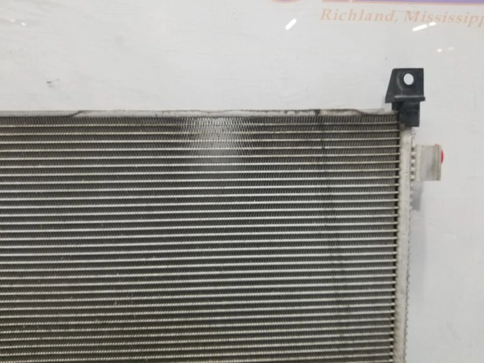 Nissan Rogue 2016 montaje condensador de CA Foto 3 de 4