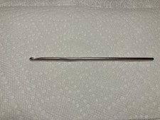 Susan Bates Aluminum Pink Crochet Hook Size US E4/3.50 mm, Made in Mexico,