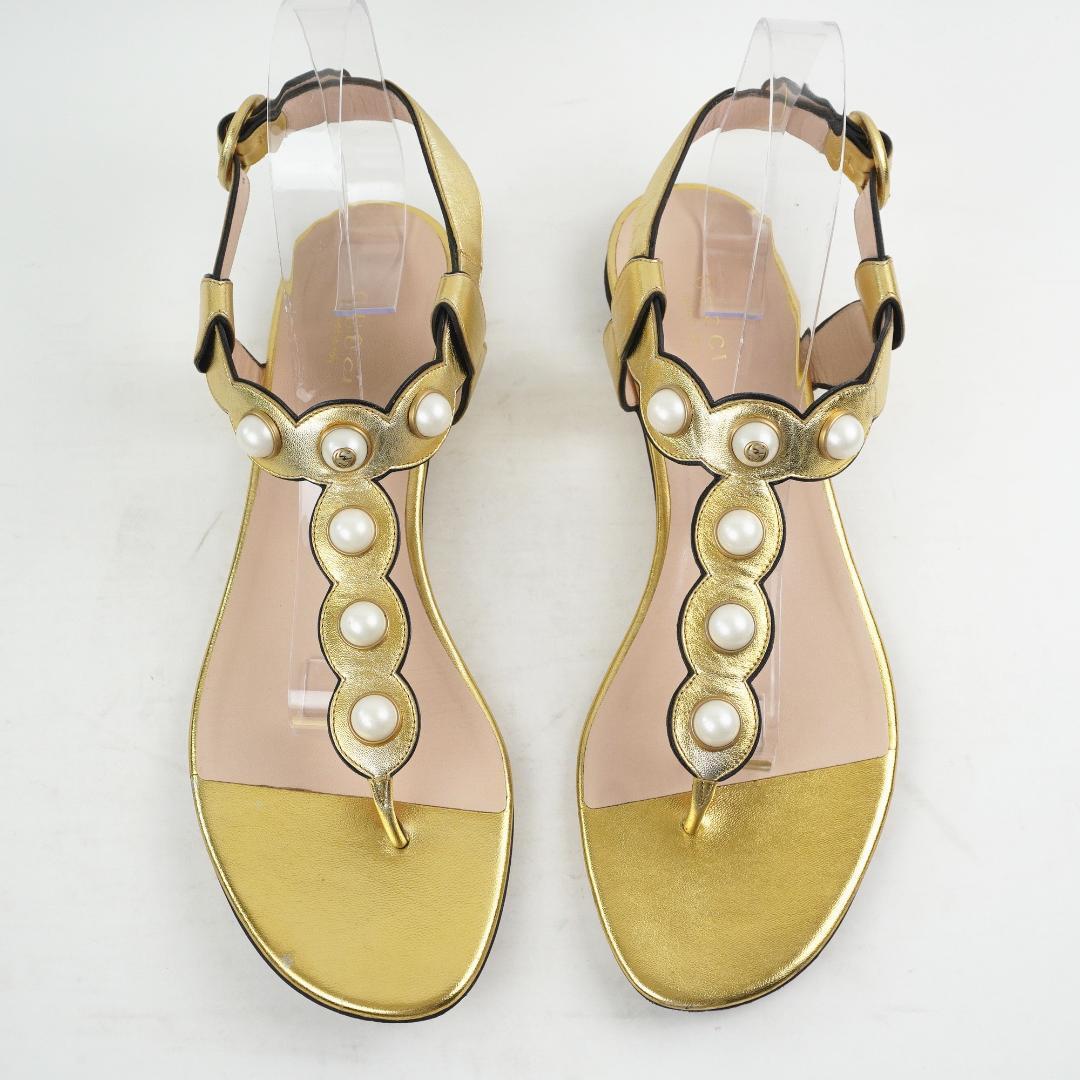 GUCCI Leather Thong Sandals size 40 Gold Ankle Strap Pearl