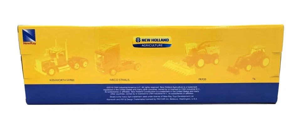 NewRay New Holland Agriculture White Kenworth W900 With Tractor and Trailer - Image 2 of 4