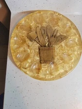 VINTAGE LUCITE DEVILED EGG PLATE  WOOD UTENSILS STRAW DESIGN 1950 - 1960