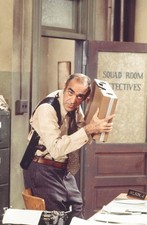 LMP79-054 1980 comedia de situación Barney Miller actor Abe Vigoda original 35 mm diapositiva en color